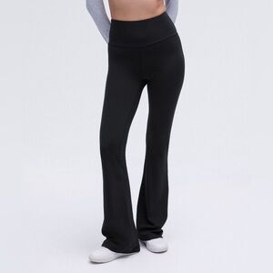 Lululemon groove nulu super high rise flare pant